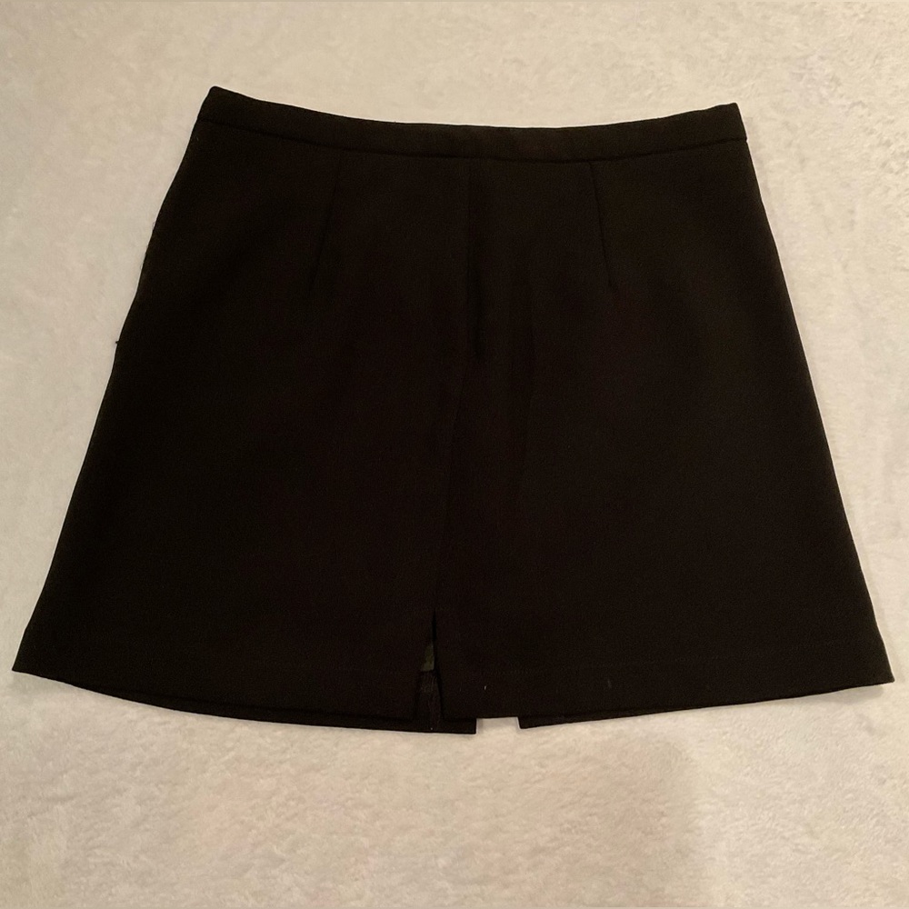Women’s Evolution Juniors’ Black Mini Skirt Size 9